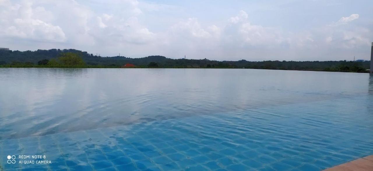 Rf Homestay Nilai Luaran gambar