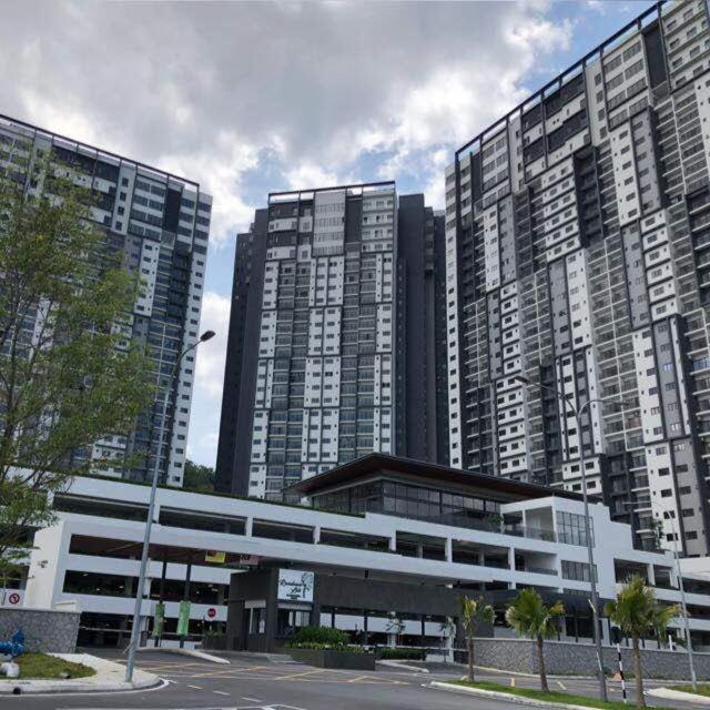 Rf Homestay Nilai Luaran gambar